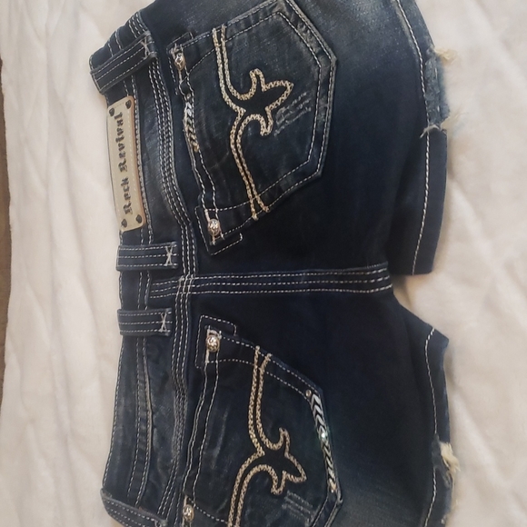 Ladies - Picture 3 of 6